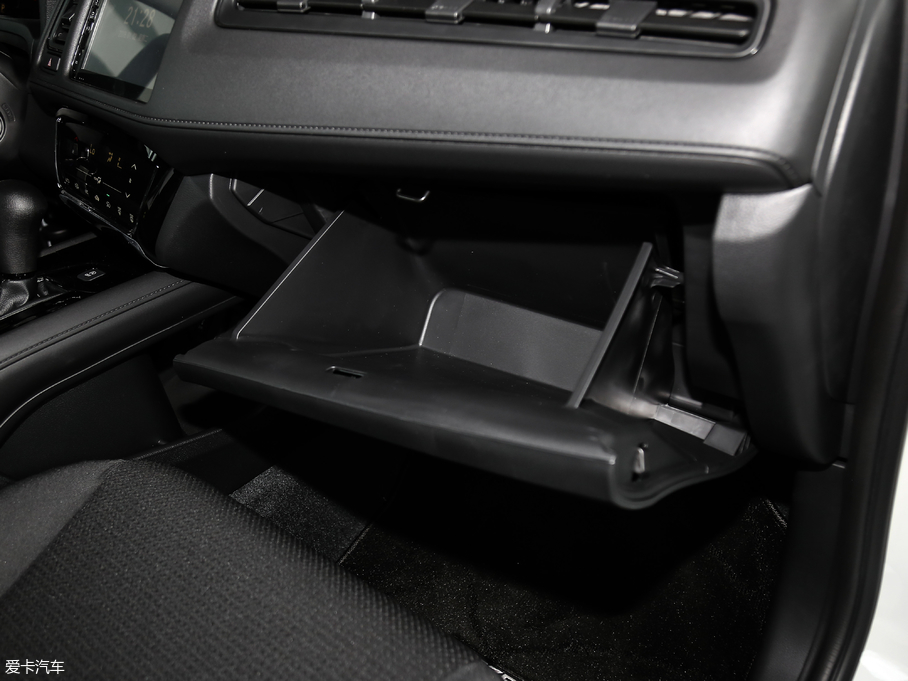 2019_ 220 TURBO CVTӢ VI