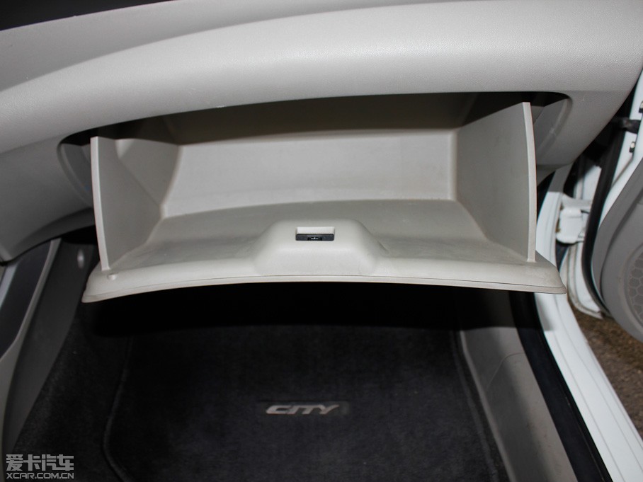 2009h 1.5L Ԅ(dng)Ӣ