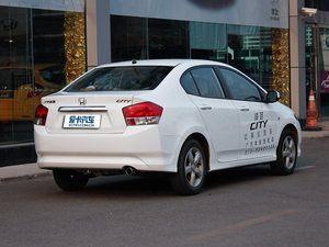 20091.5L Ԅ(dng)Ӣ w^