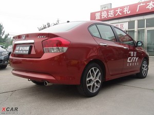 2009款1.8L 自动豪华版 左后45度