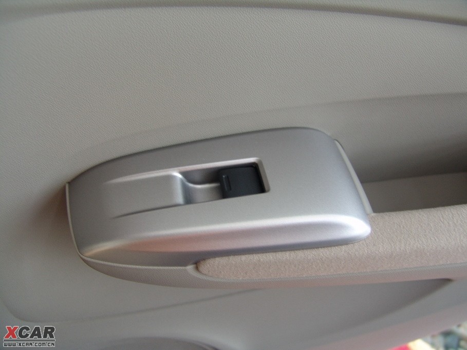 2009h 1.5L Ԅ(dng)Ӣ