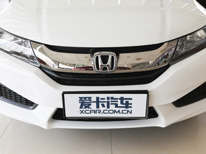 2019款1.5L 手动舒适版 中网