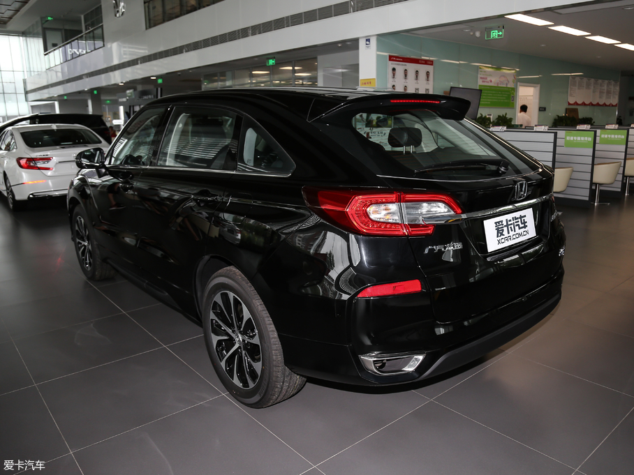 2019ڵ 240TURBO (q)Ӣ