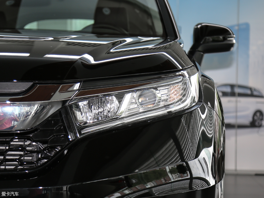 2019��ڵ� 240TURBO ��򌾫Ӣ��