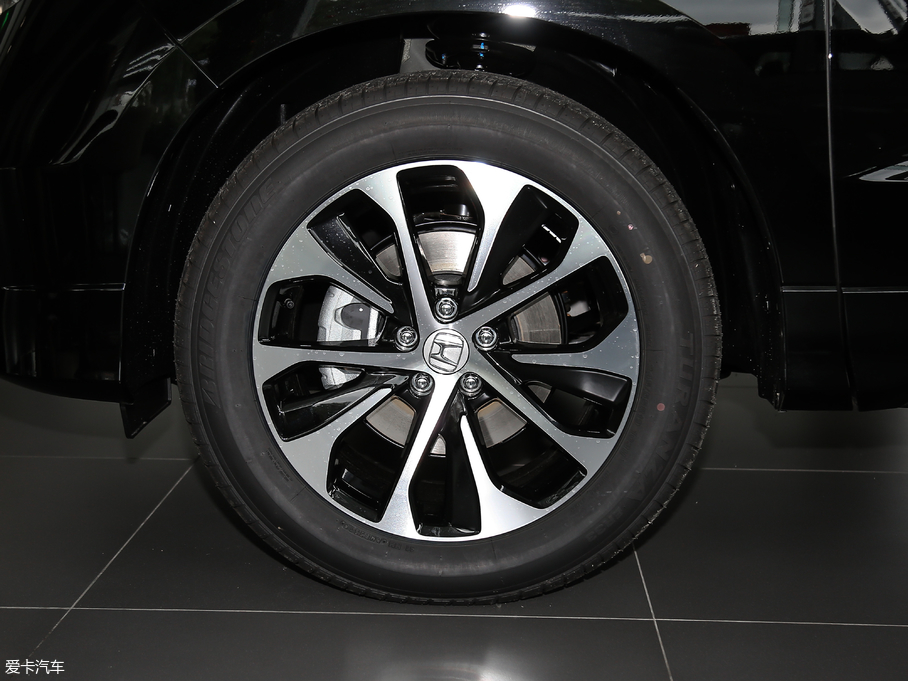 2019ڵ 240TURBO (q)Ӣ