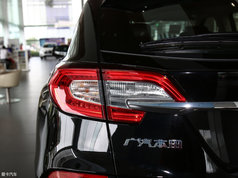 2019ڵ 240TURBO (q)Ӣ