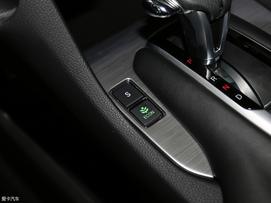 2019ڵ 240TURBO 򌾫Ӣ