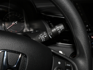 2019款240TURBO 两驱精英版 中控区