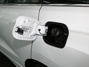 2019240TURBO 򌾫Ӣ w