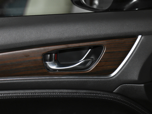 2019240TURBO 򌾫Ӣ g