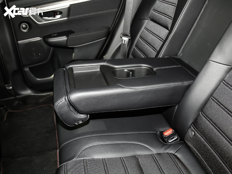 2020Ӱ 240TURBO CVT(q)A