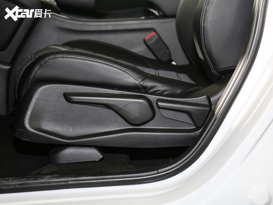 2020Ӱ 240TURBO CVTA