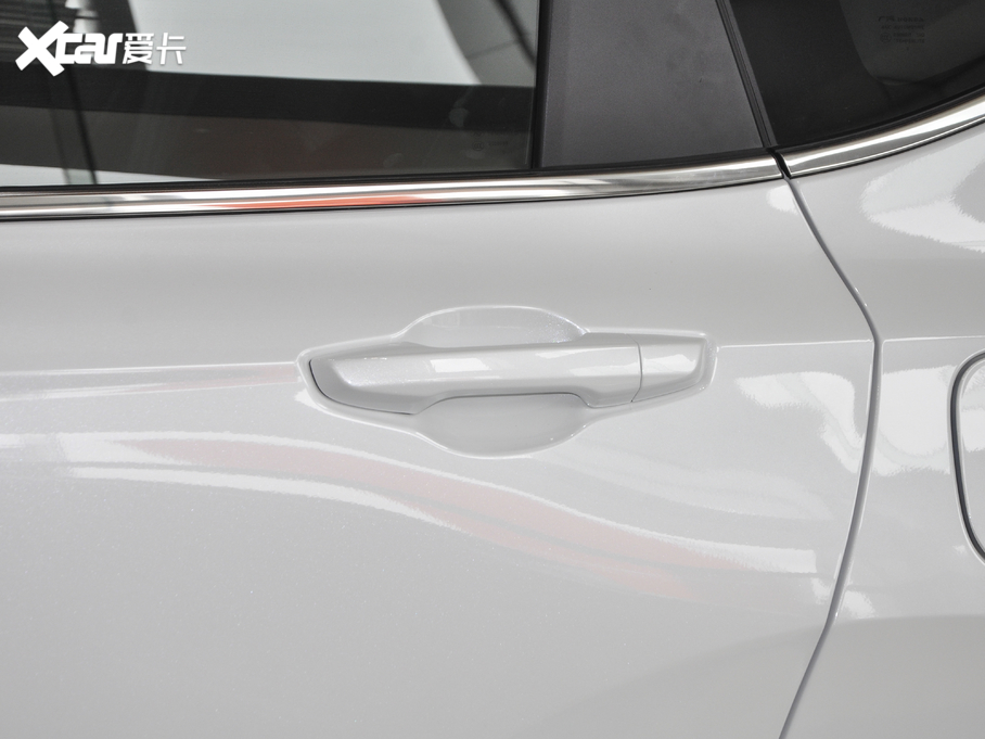 2020Ӱ 240TURBO CVT(q)Ӣ