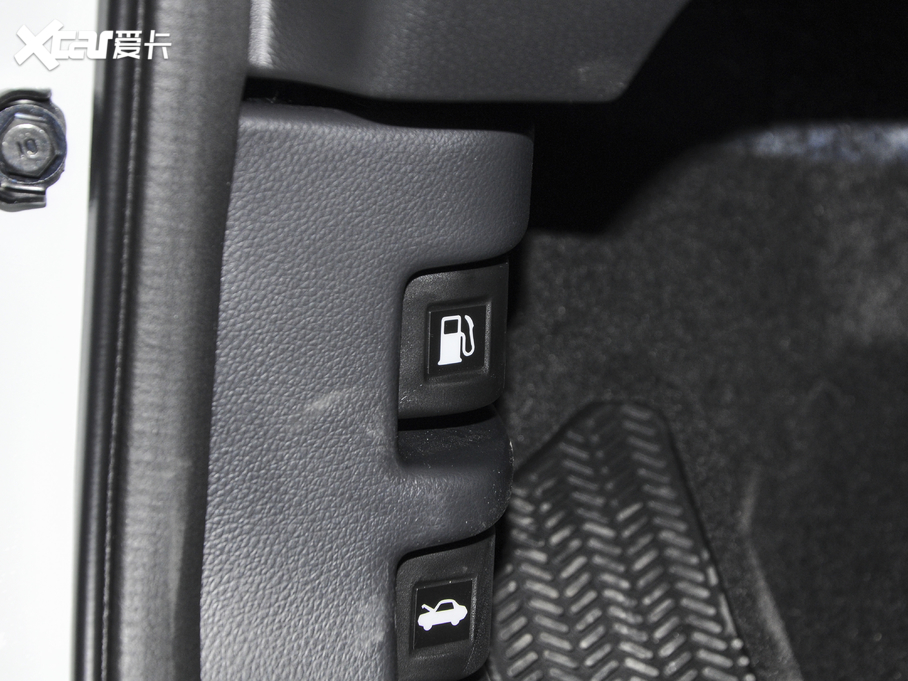 2020Ӱ 240TURBO CVT(q)Ӣ