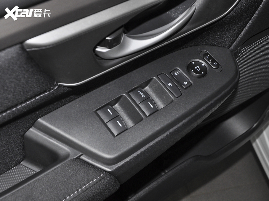 2020Ӱ 240TURBO CVT򌾫Ӣ