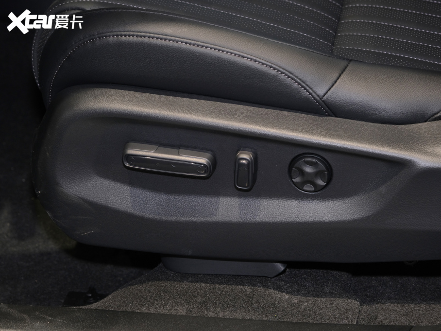 2020Ӱ 240TURBO CVTҹ