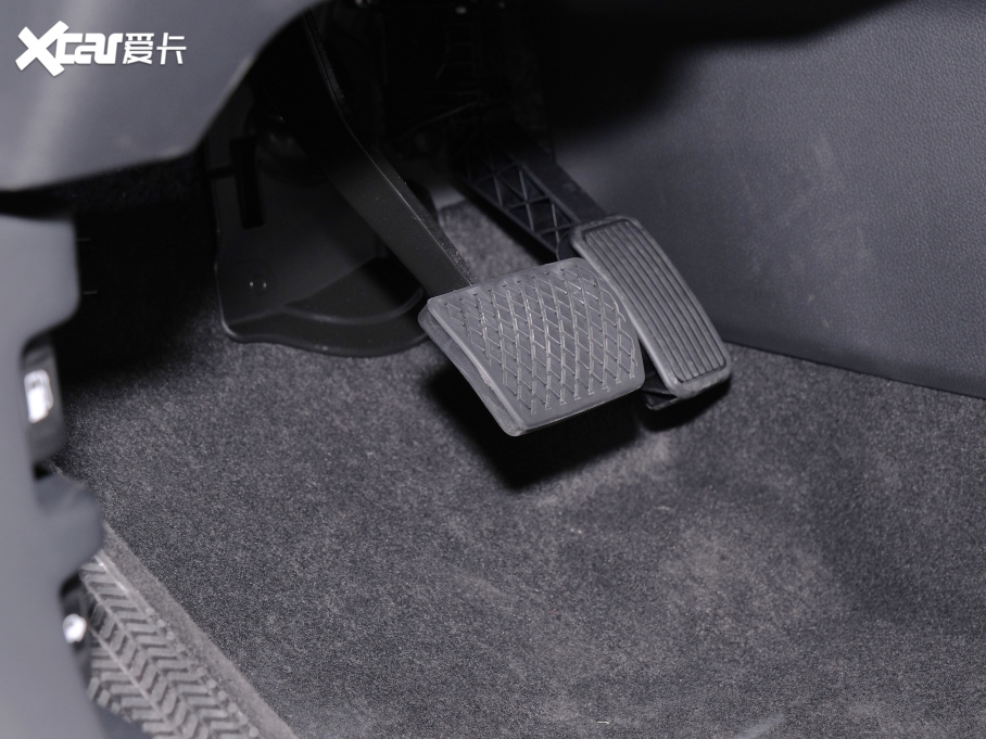 2020Ӱ 240TURBO CVTҹ