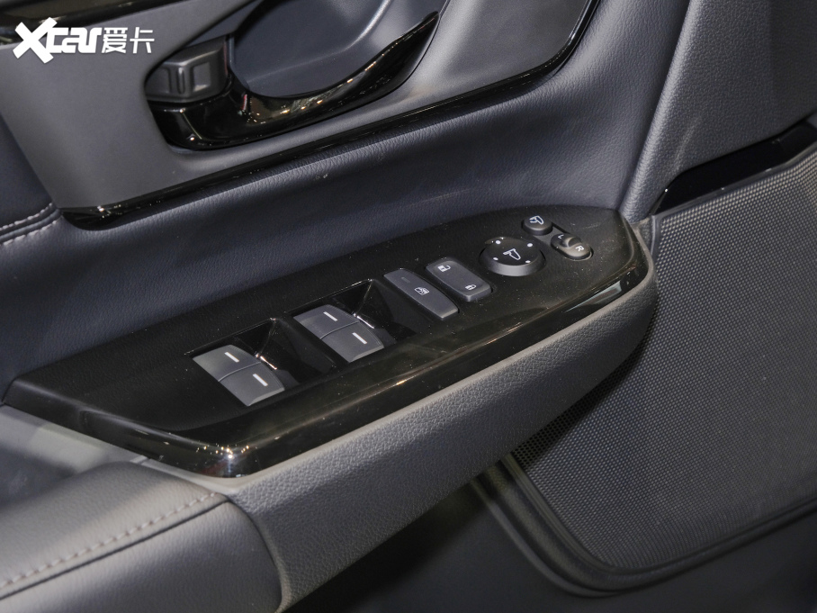 2020Ӱ 240TURBO CVTҹ