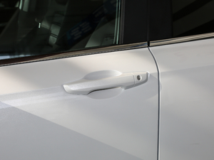 2020240TURBO CVT(q)A {T