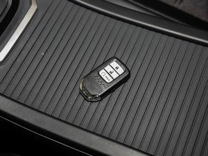 2020款240TURBO CVT两驱豪华版 车钥匙