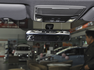 2020240TURBO CVT򌾫Ӣ g