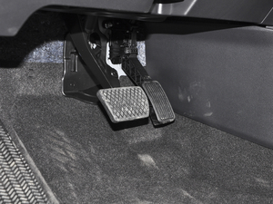 2020240TURBO CVT(q)Ӣ п؅^(q)