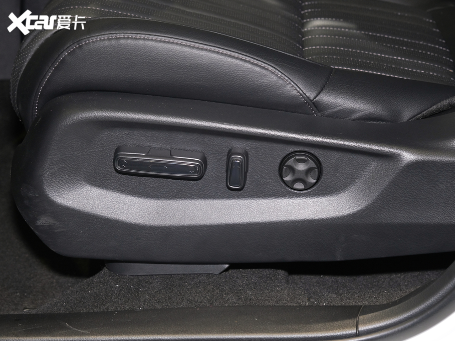 2020ӰJ(dng) 2.0L (q)JӢ