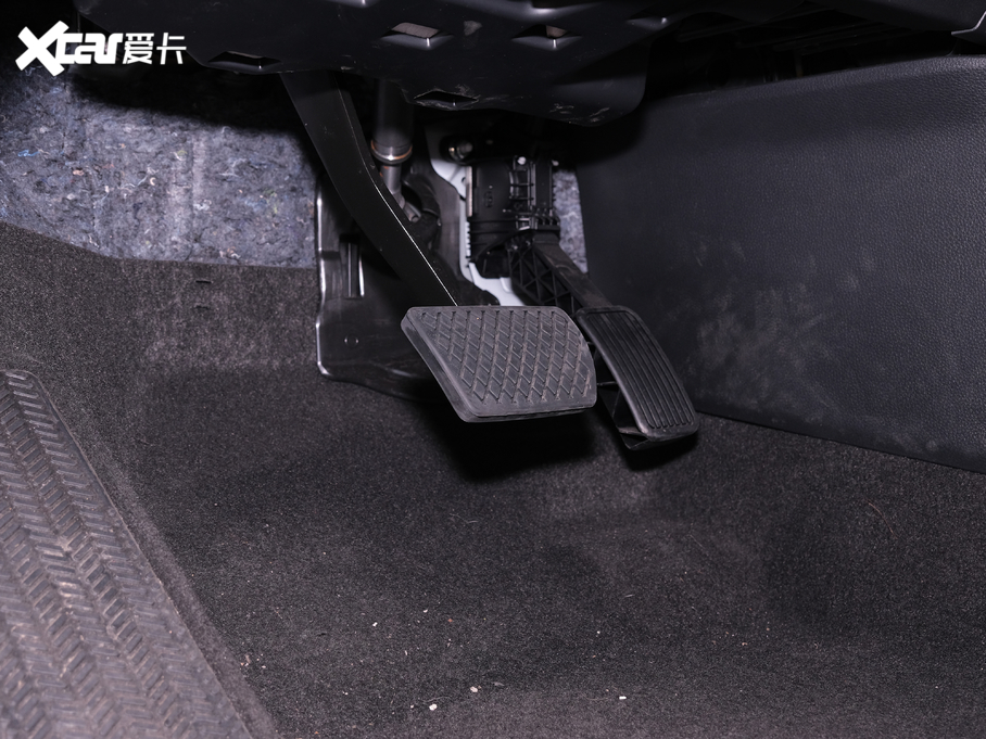 2020ӰJ(dng) 2.0L (q)JӢ