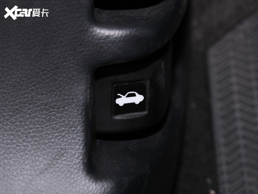 2020���Ӱ�J����� 2.0L ���(q��)�J����Ӣ��