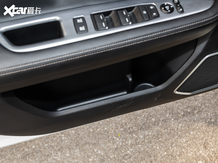 2020ڵ 370TURBO  pɫ