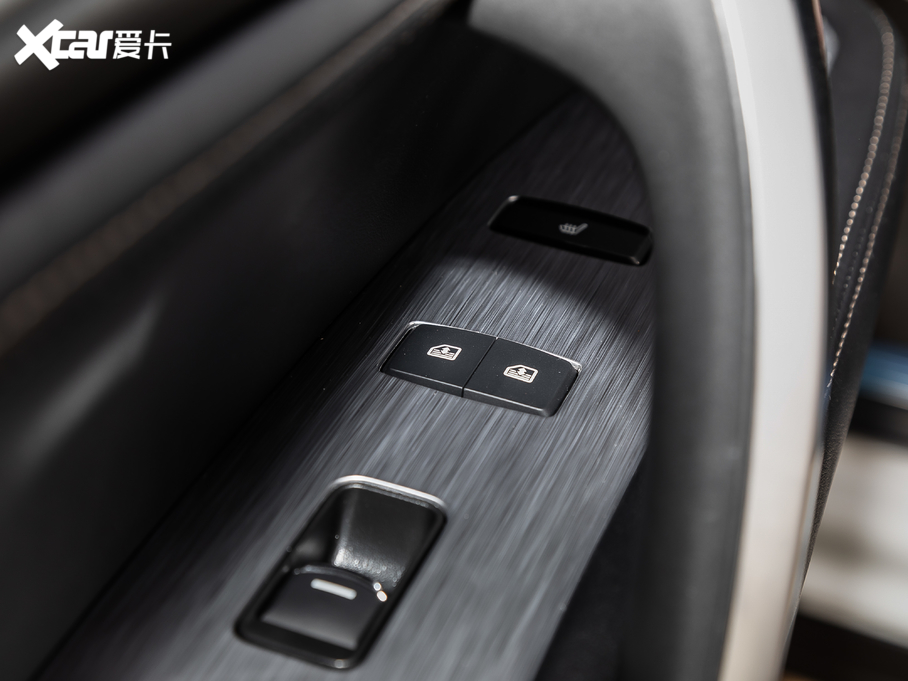 2020ڵ 370TURBO  pɫ