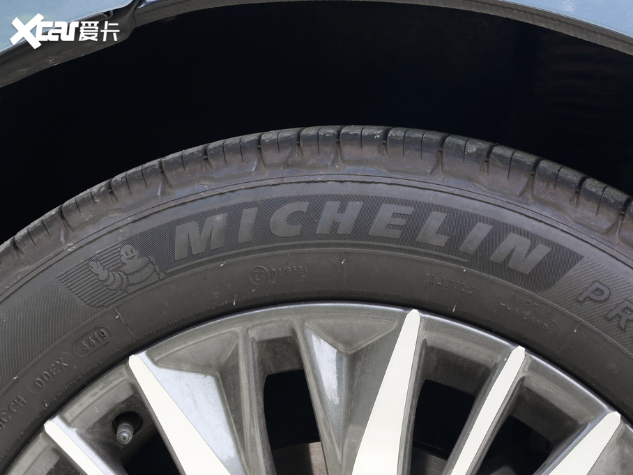 2020ڵ 370TURBO  pɫ