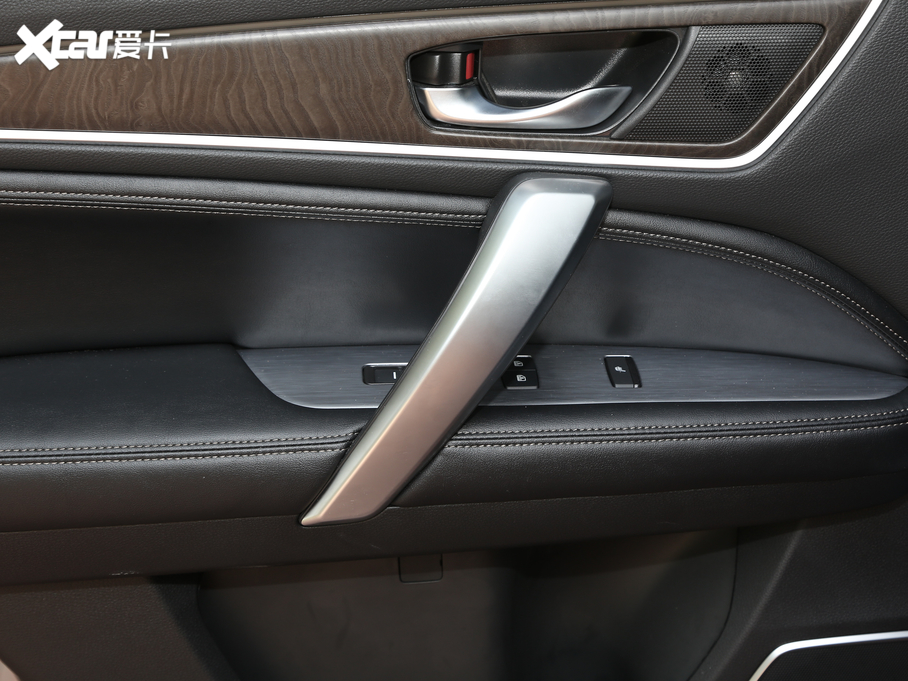 2020ڵ 370TURBO  pɫ