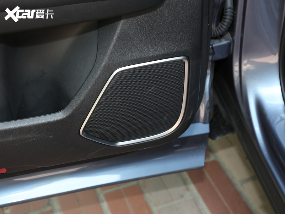 2020ڵ 370TURBO  pɫ