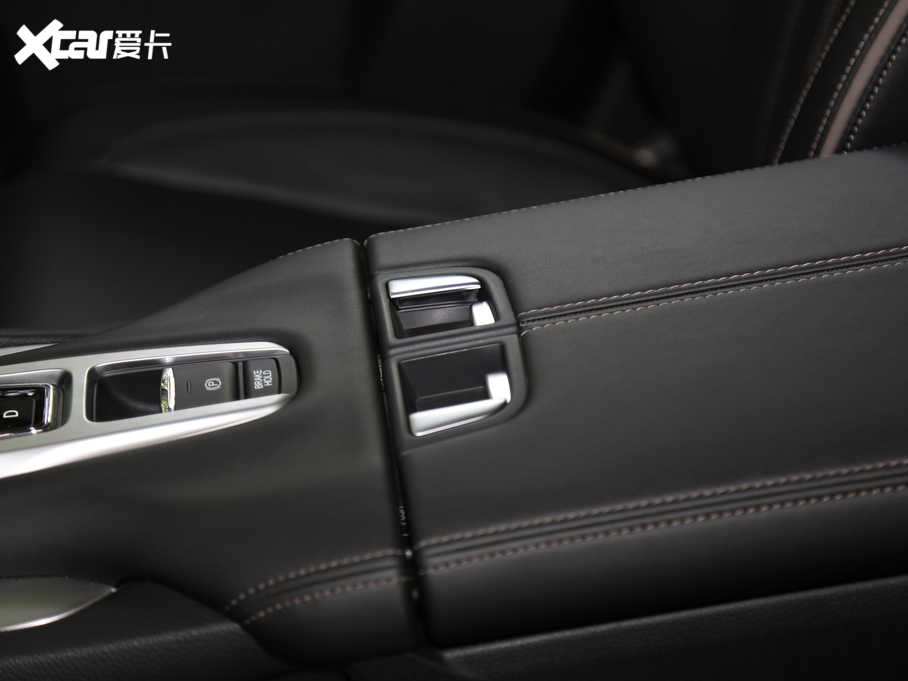 2020ڵ 370TURBO  pɫ