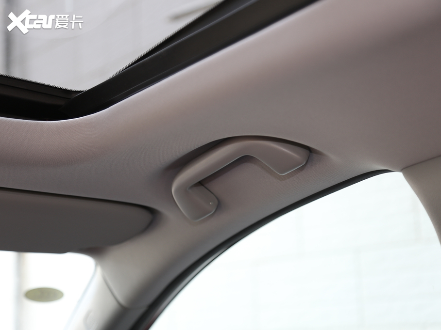 2020ڵ 370TURBO  pɫ