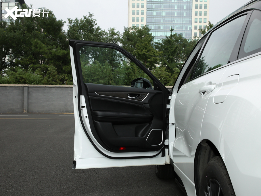 2020ڵ 370TURBO  pɫ