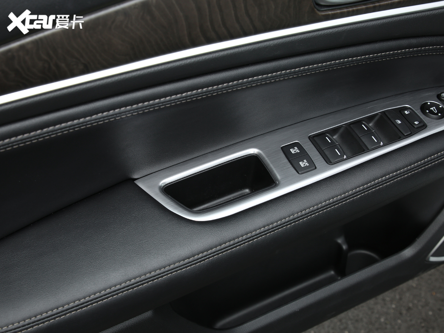 2020ڵ 370TURBO  pɫ