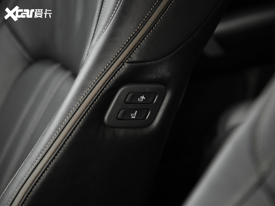 2020ڵ 370TURBO  pɫ