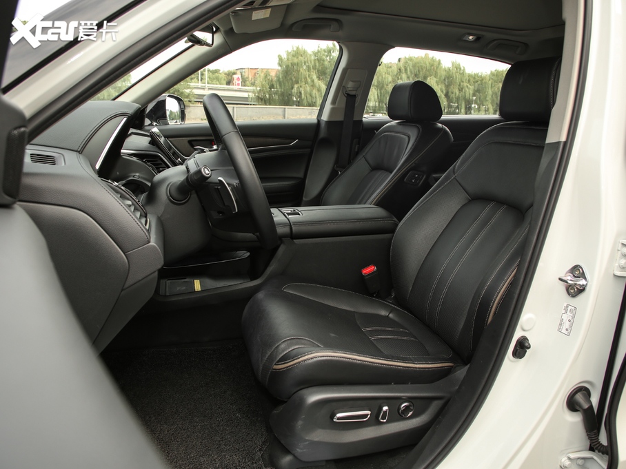 2020ڵ 370TURBO  pɫ