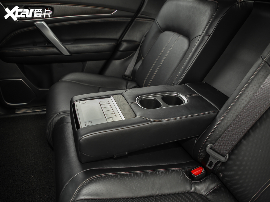 2020ڵ 370TURBO  pɫ