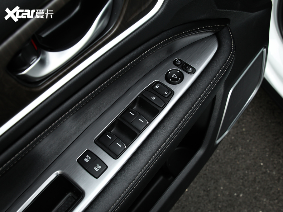 2020ڵ 370TURBO  pɫ