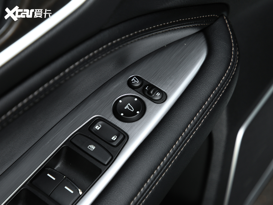 2020ڵ 370TURBO  pɫ