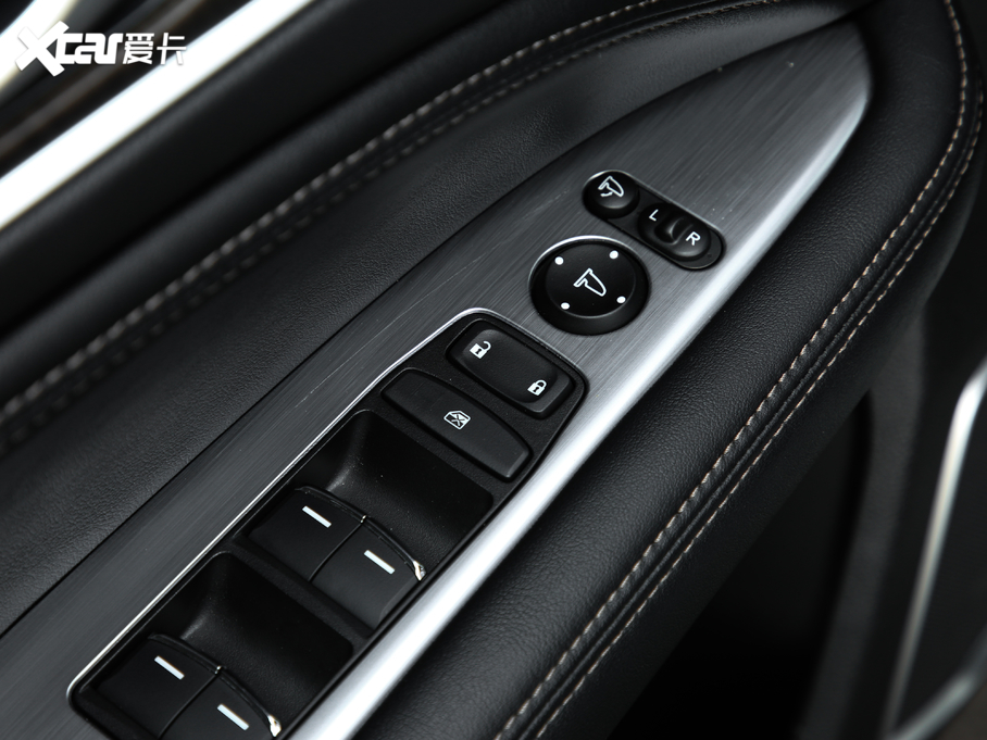 2020ڵ 370TURBO  pɫ