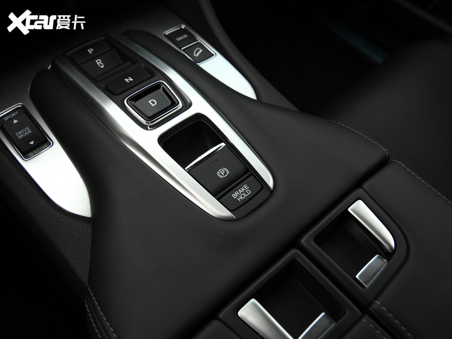 2020ڵ 370TURBO  pɫ