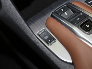 2020370TURBO (q) п؅^(q)