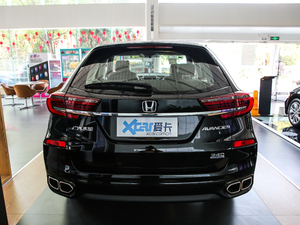 2020款240TURBO 两驱舒享版 正后	