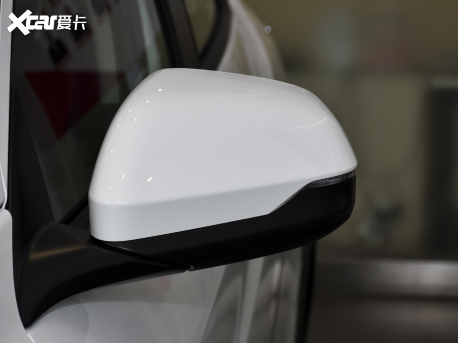 2020���_�� 220 TURBO CVT���A��