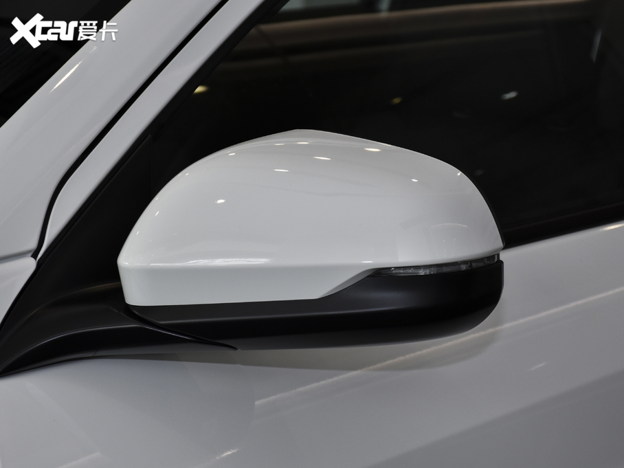 2020_ 220 TURBO CVTA