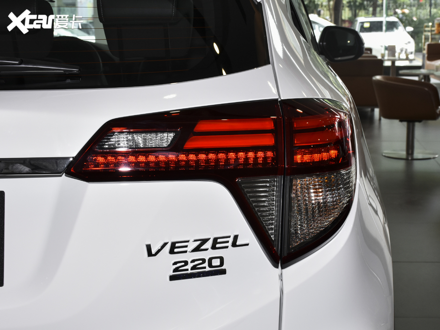 2020_ 220 TURBO CVTA